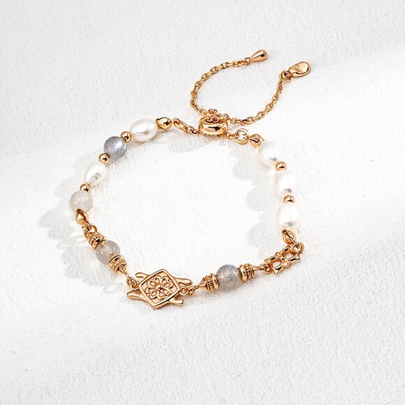 Handmade Jewelry - ✨ Artisan Original Pearl & Grey Moonstone Gemstone Bracelet | S925 Gold